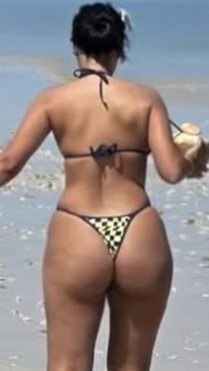 Alara Taneri Photo #11