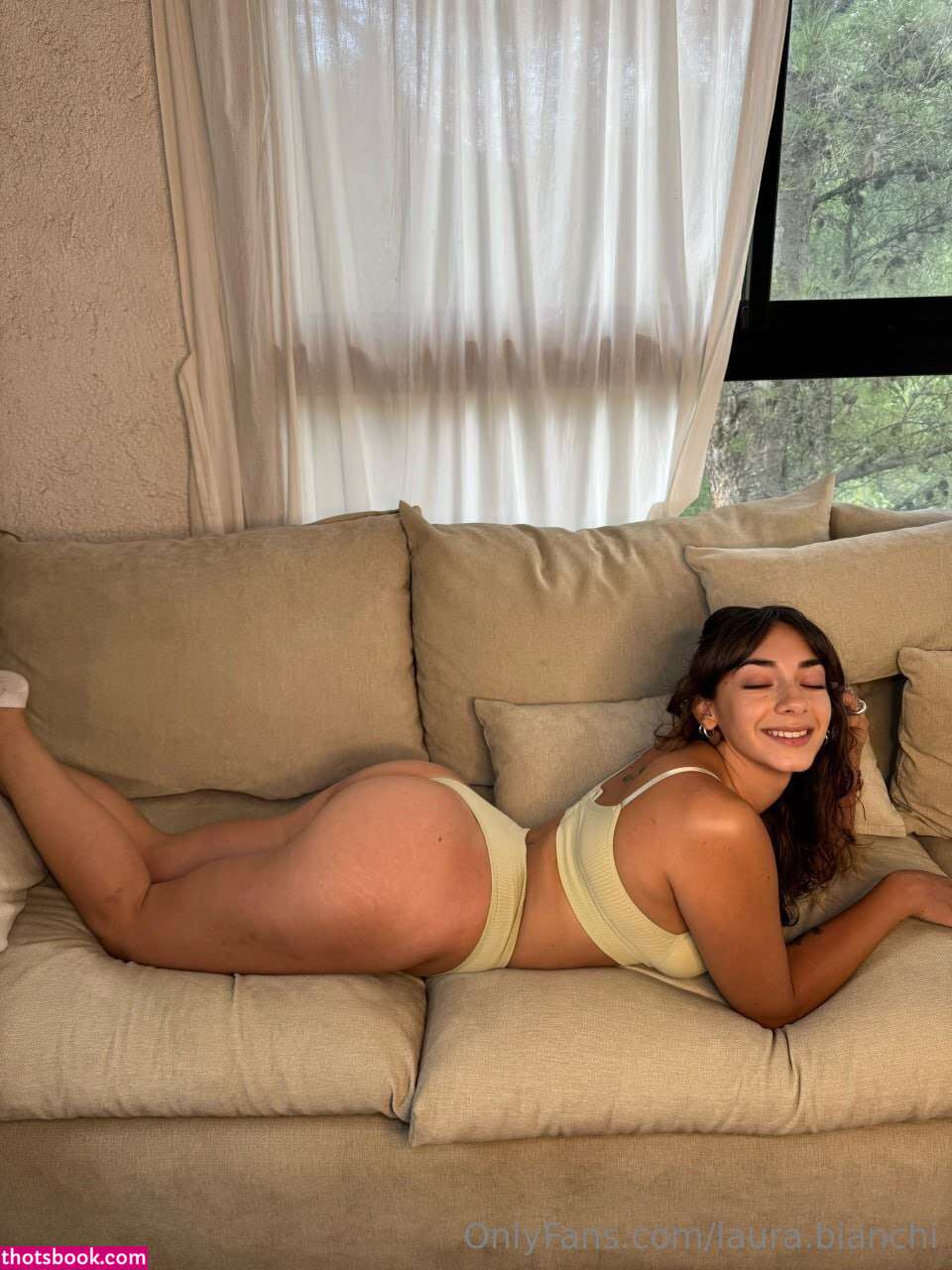 Laurawantsu Photo #19