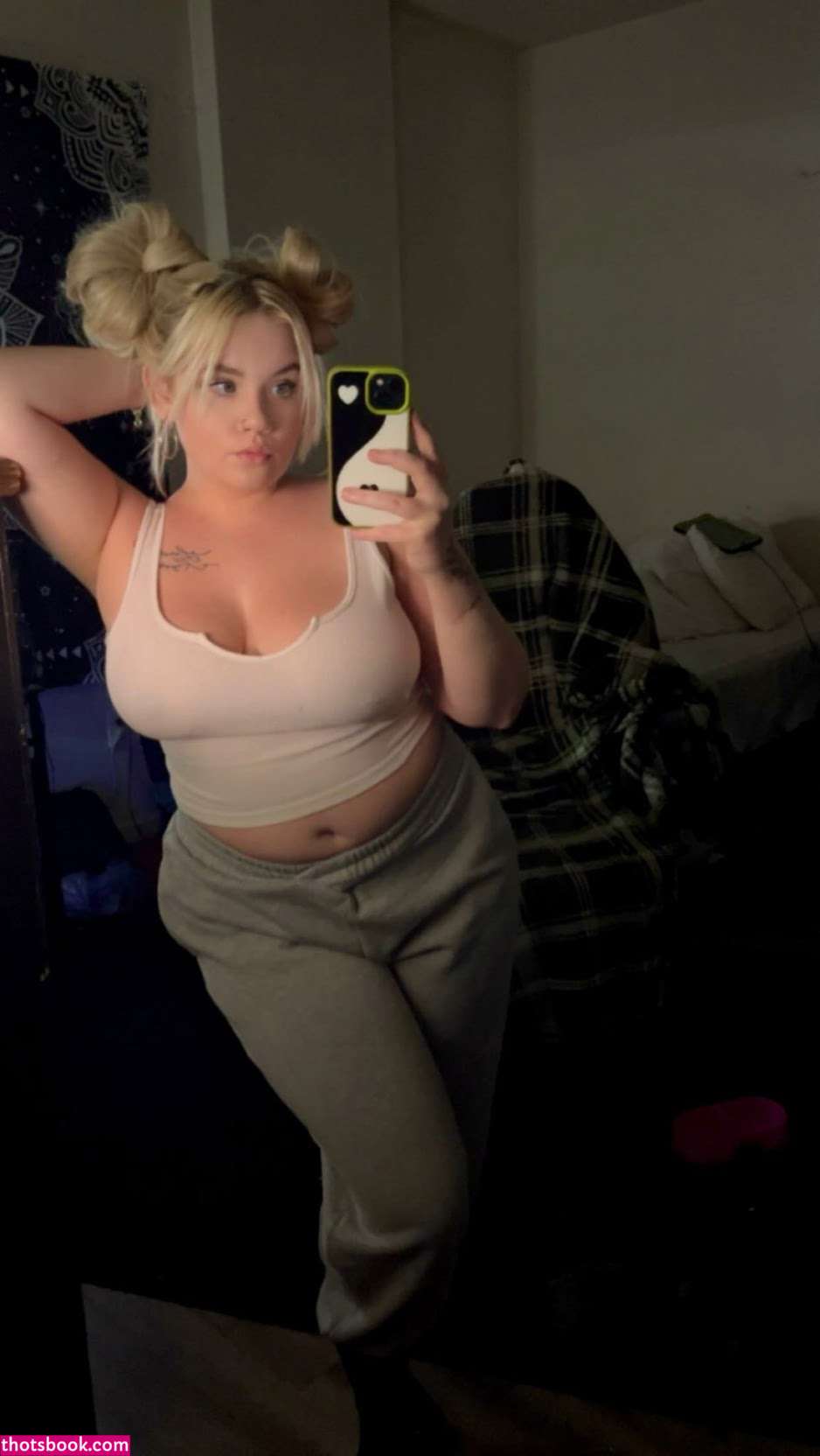 Naesmile34 Photo #10