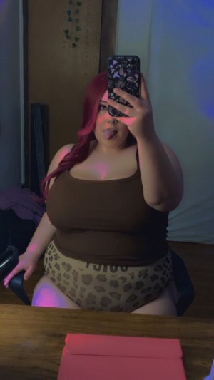 Oxchloebearxo Photo #1