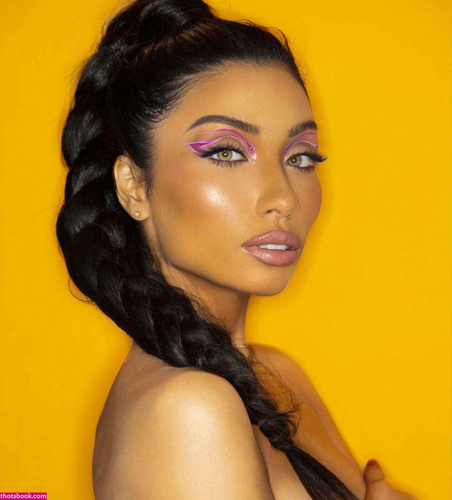 Rina Ellis Photo #21