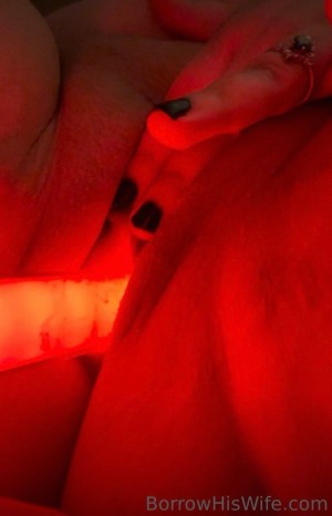 Borrowhiswife Photo #9