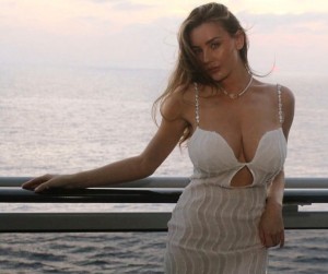 Beth lily Photo #444