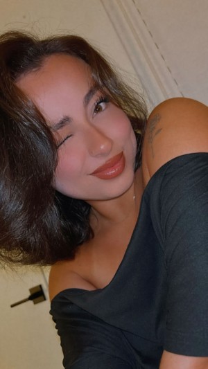 Ariibacardi Photo #8