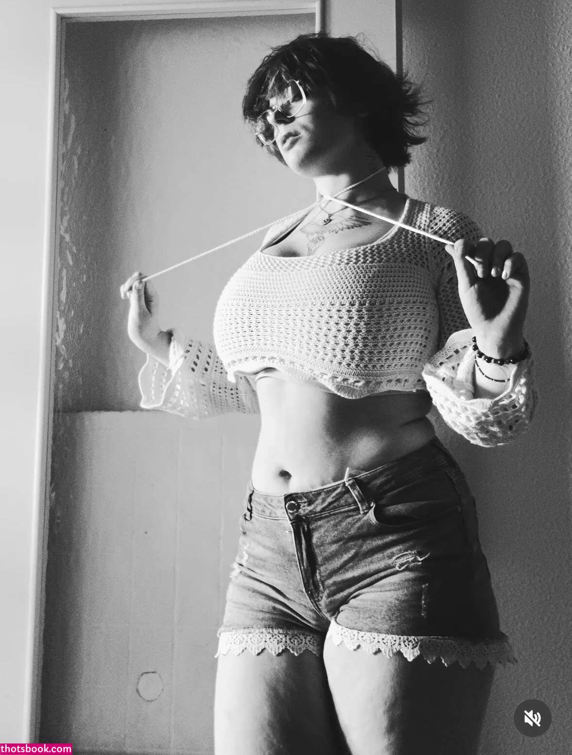 Glossygirl093 Photo #6