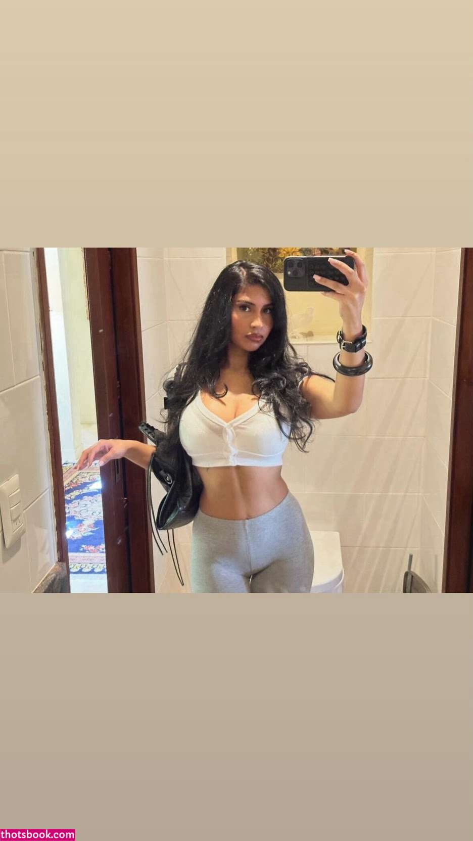 alondraquino Photo #21