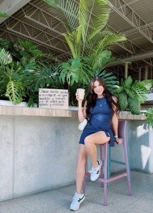 Ana Morquecho Photo #7