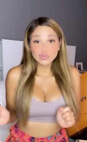 Ana Morquecho Photo #22