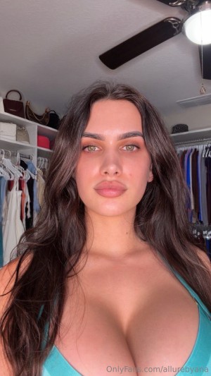 Allure Ana Photo #66