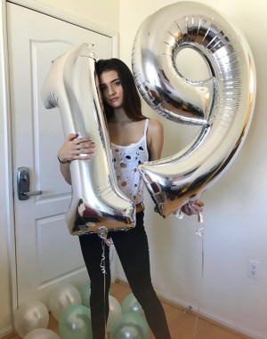 Sarah Curr Photo #110