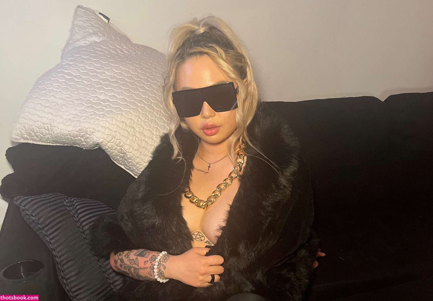 carrienoona Photo #5