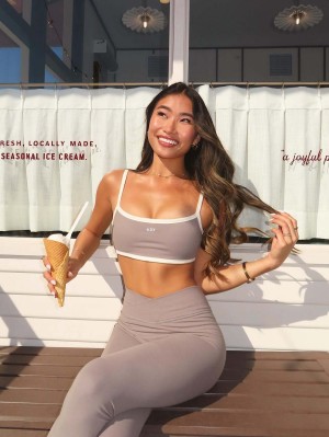 Ella Richardson Photo #11