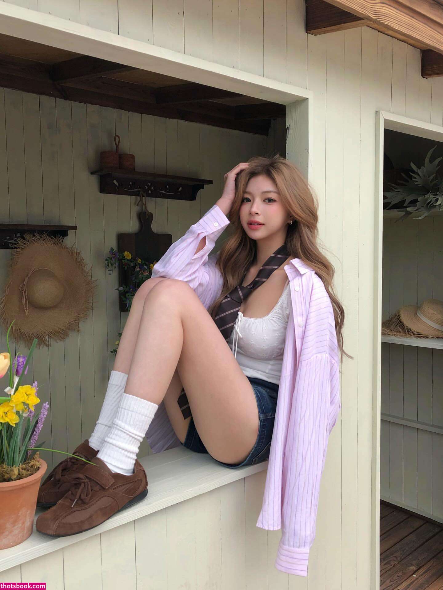 Elyn Leong Photo #17