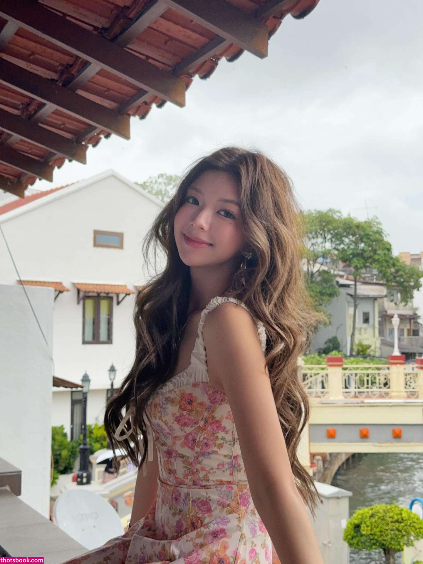 Elyn Leong Photo #25