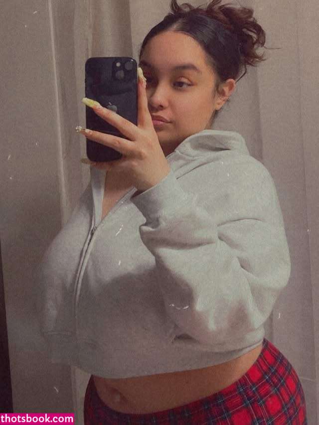 Crystal Rivera Photo #6