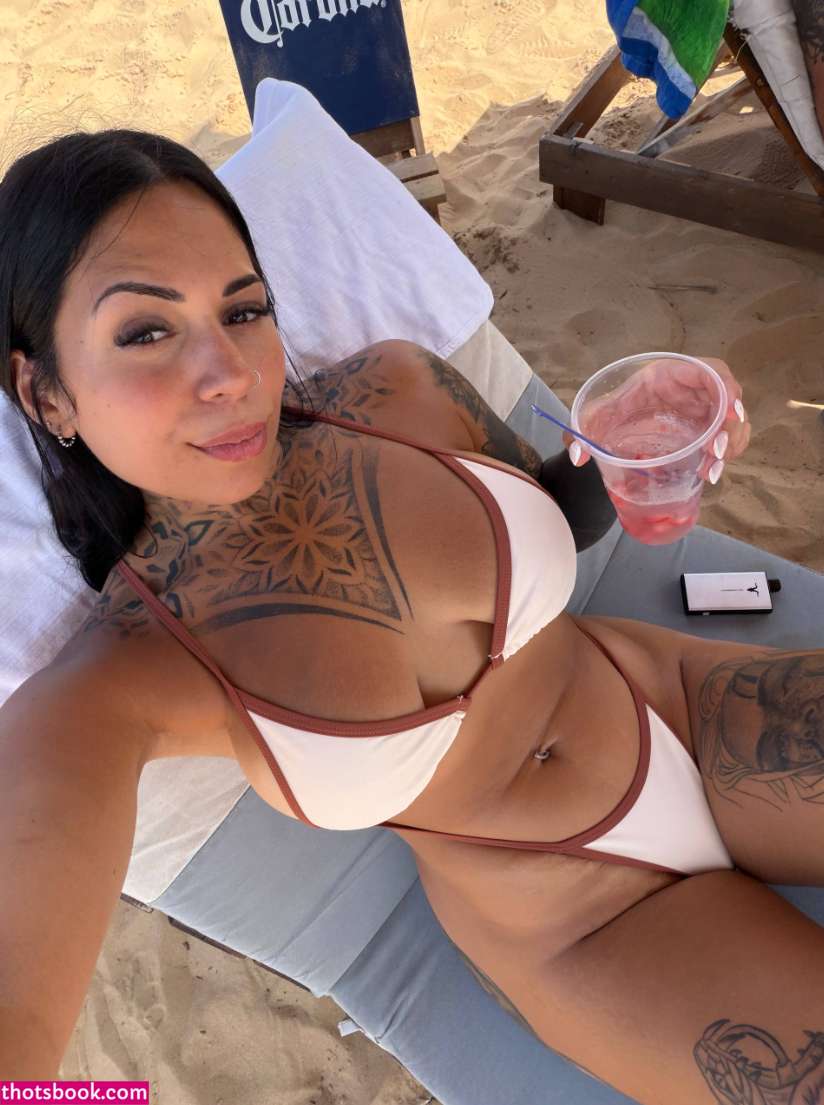 Rocio Ferrero Photo #7