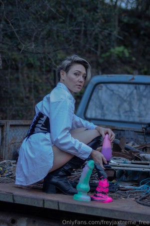 freyjaxtreme Photo #14