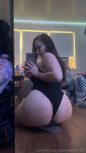 Lovebaddie22 Photo #5