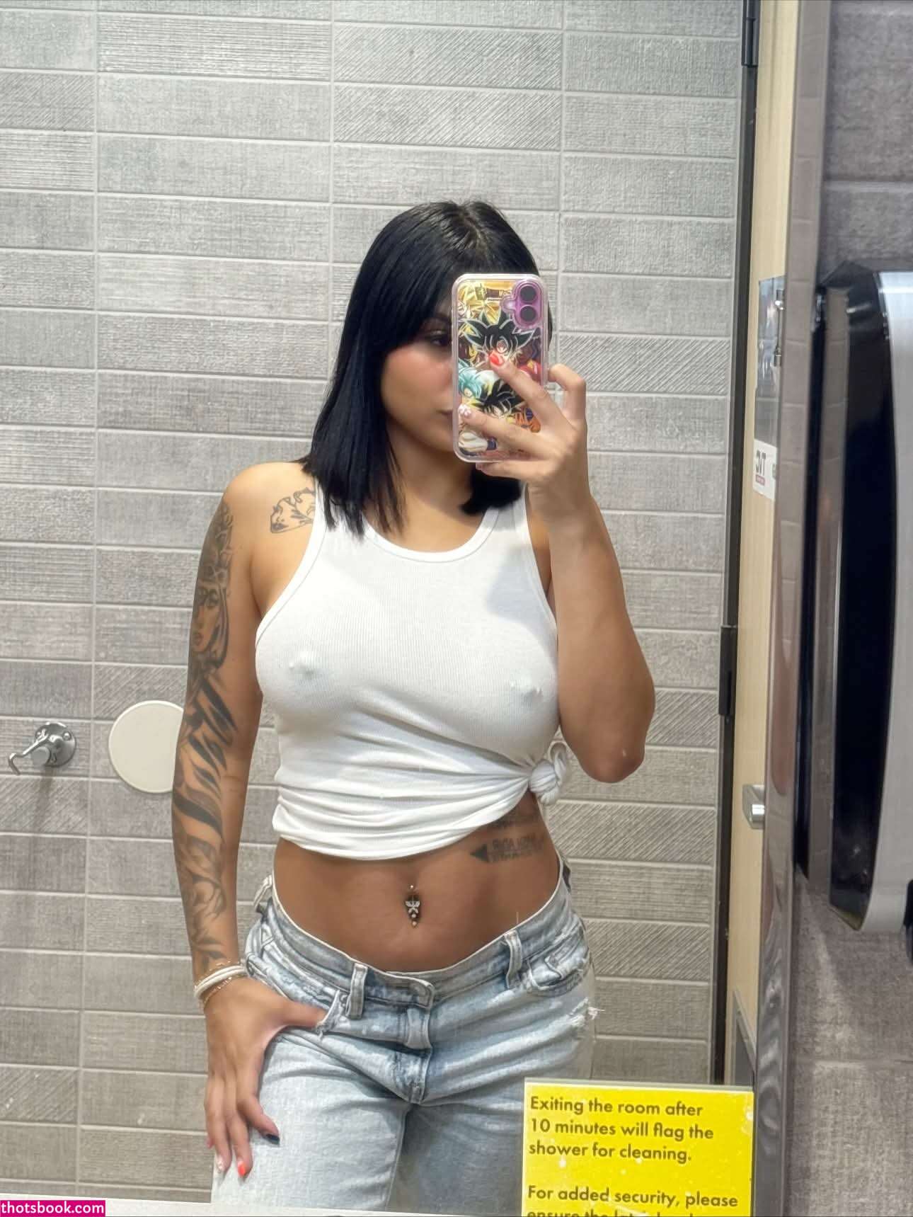 noralyssramos Photo #6