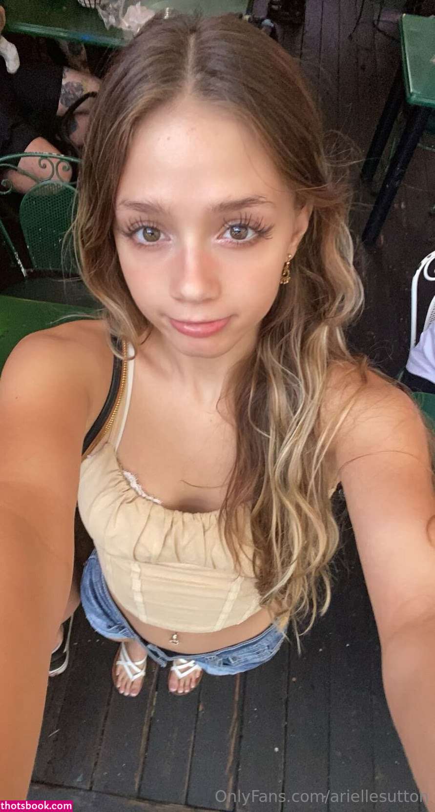 ariellesutton Photo #24