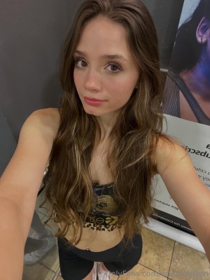 ariellesutton Photo #19