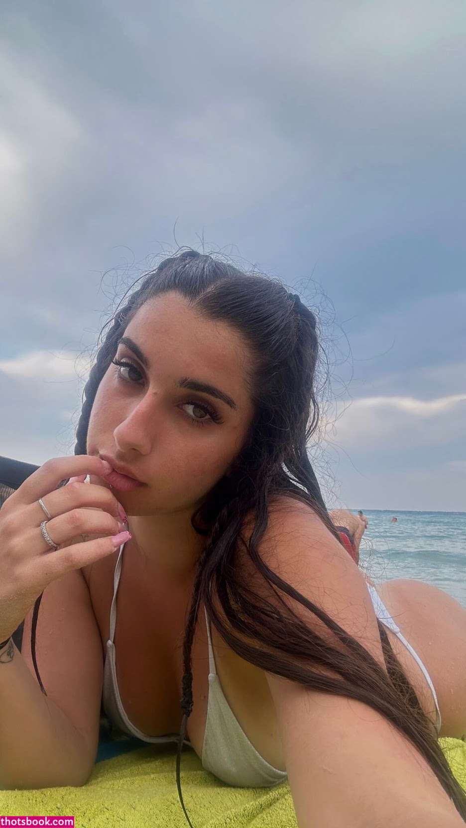 federicaadt Photo #7