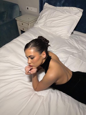 Rebecca Parziale Photo #11