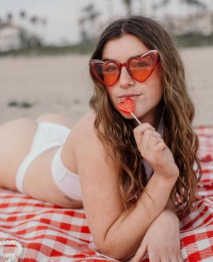 Sasscarella Photo #3