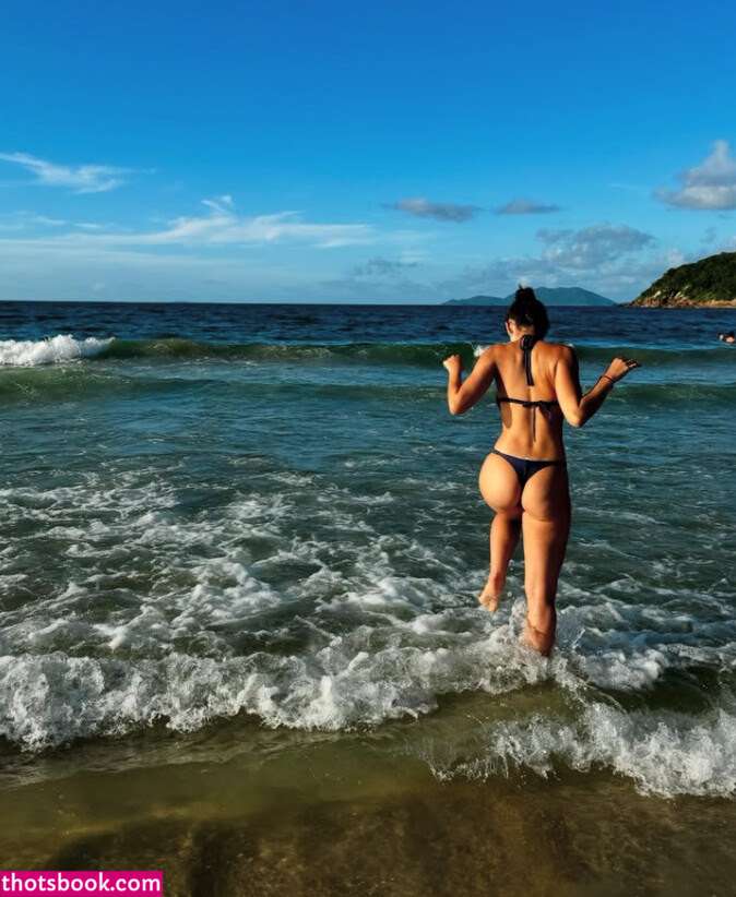 Valentina Maroni Photo #14