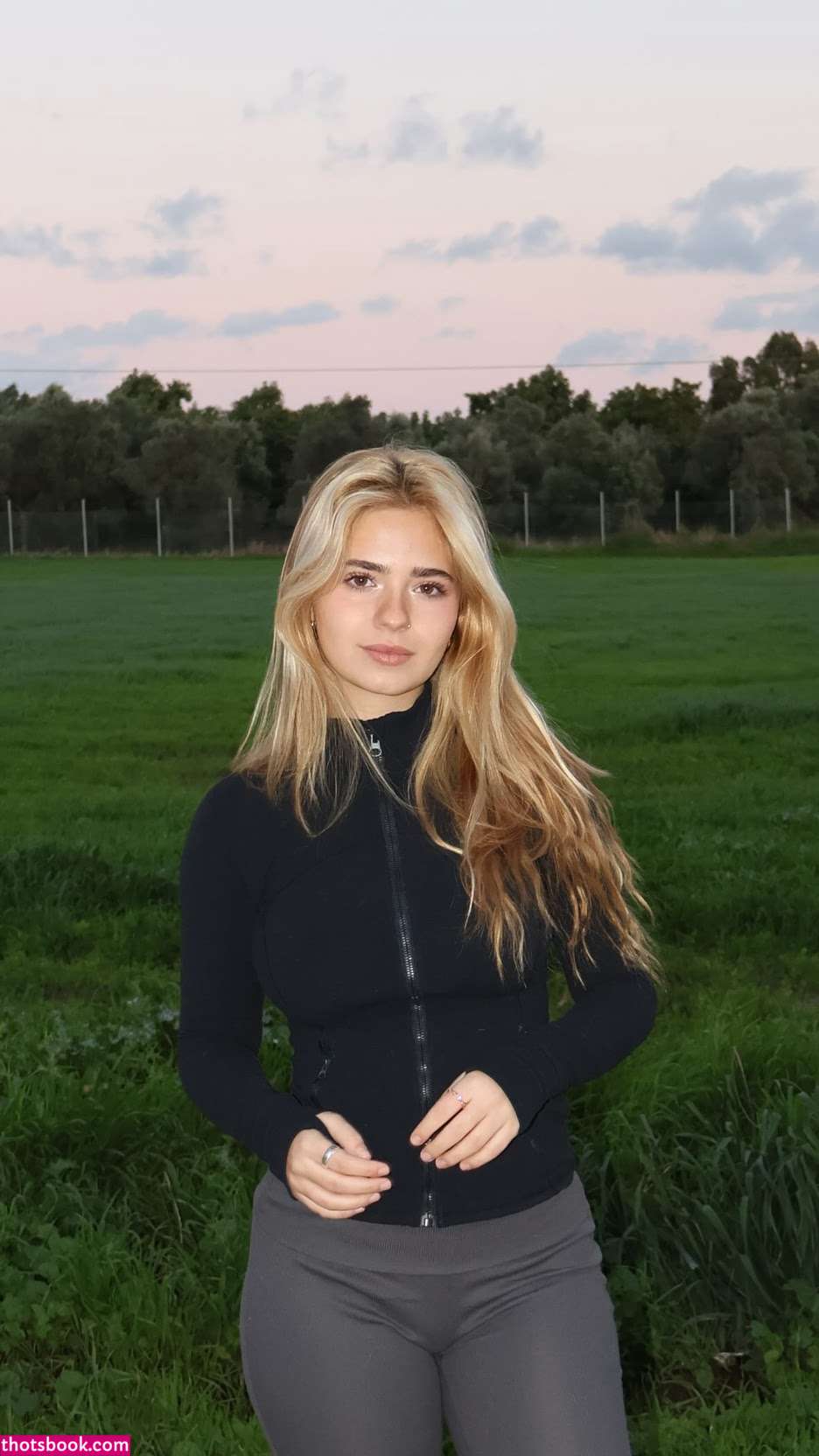 Yarin Luvich Photo #21