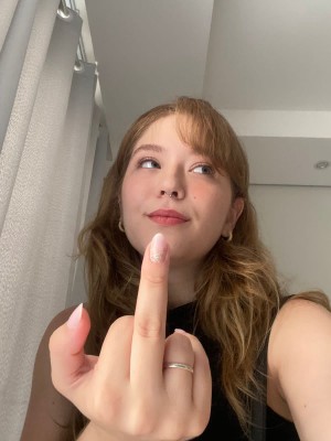 Barbie Kuhn Photo #6