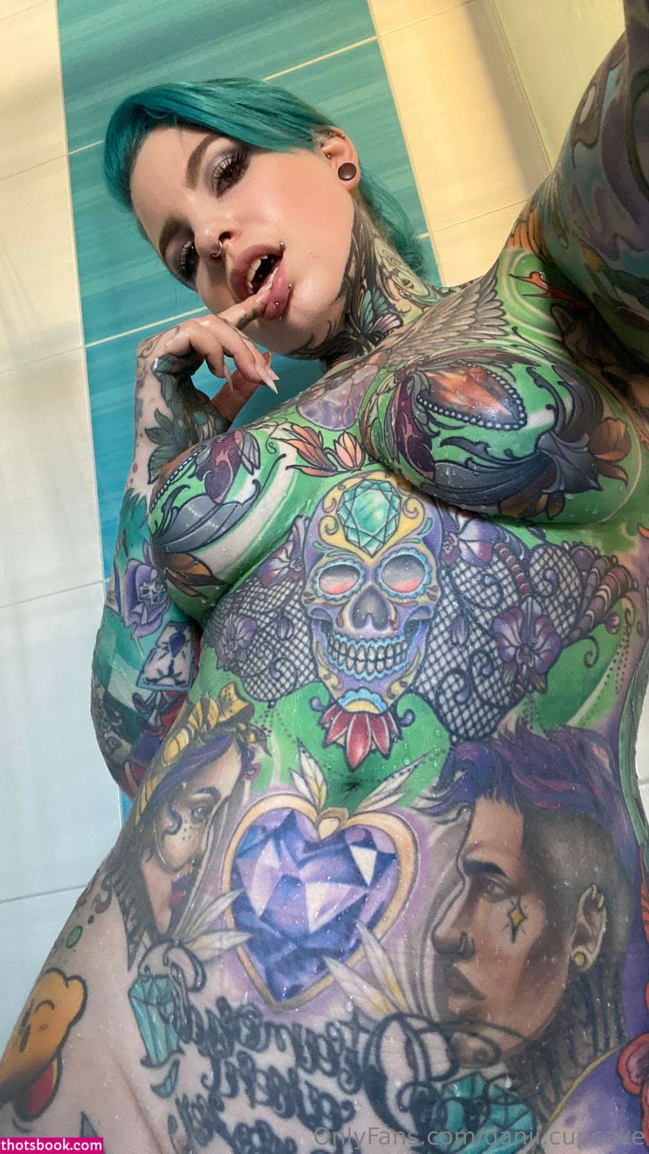 Danii Cupcake Photo #7