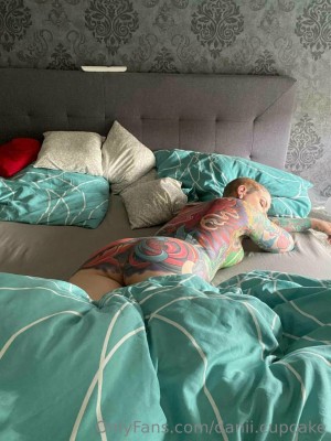 Danii Cupcake Photo #11