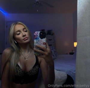 Ellie Bellyy Photo #20