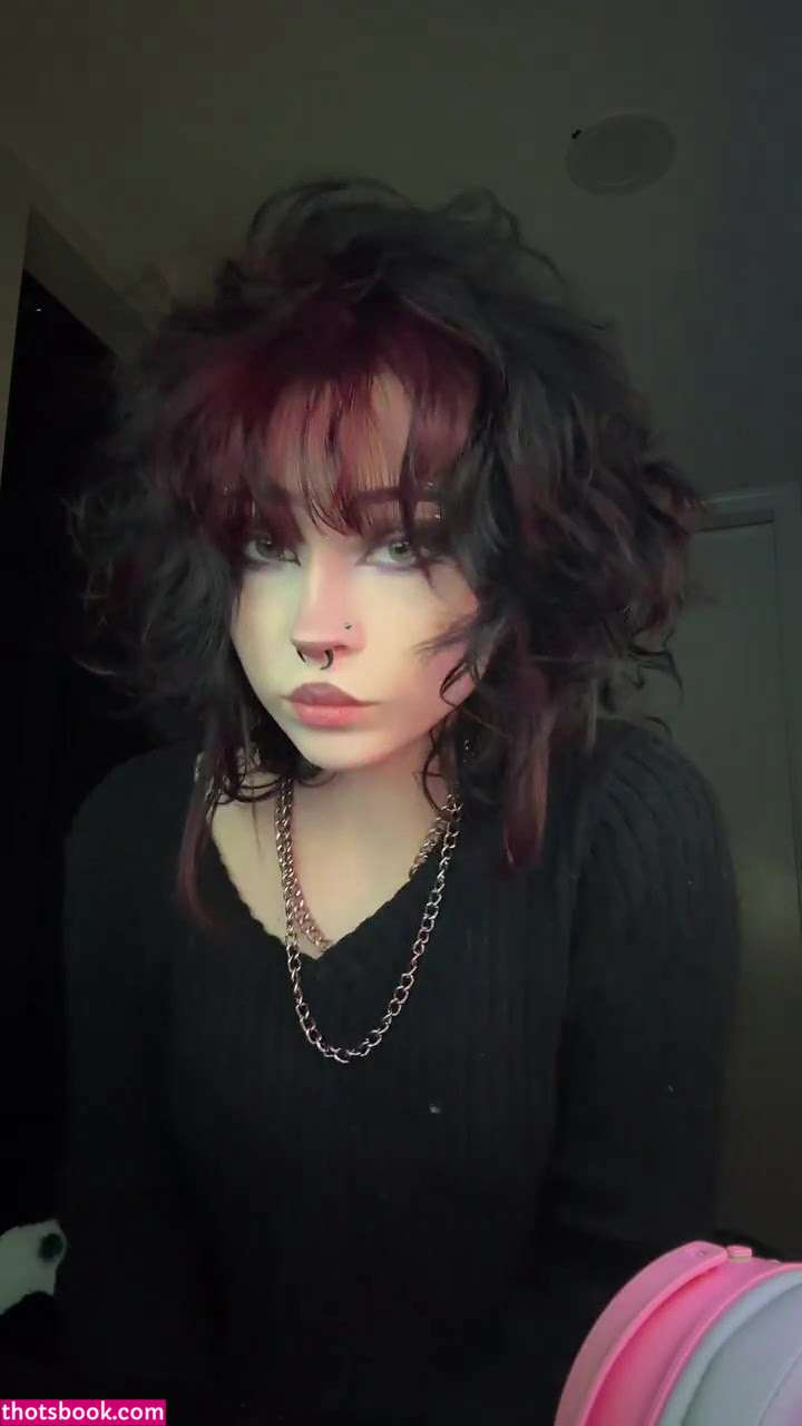 gothpimpbitcxh Photo #4