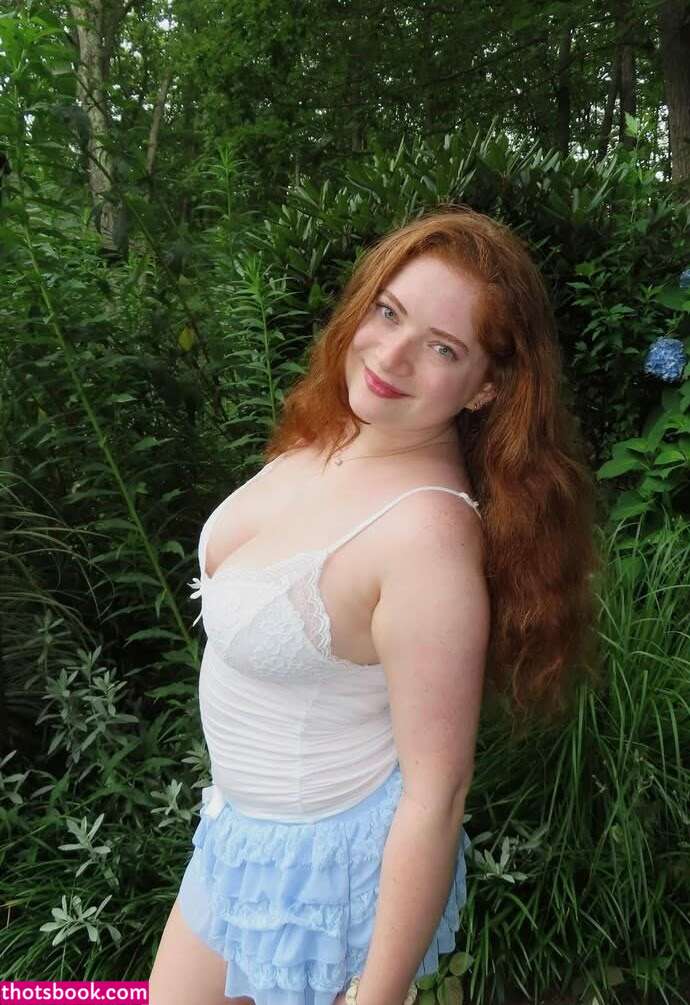 Juliet Siegel Photo #8