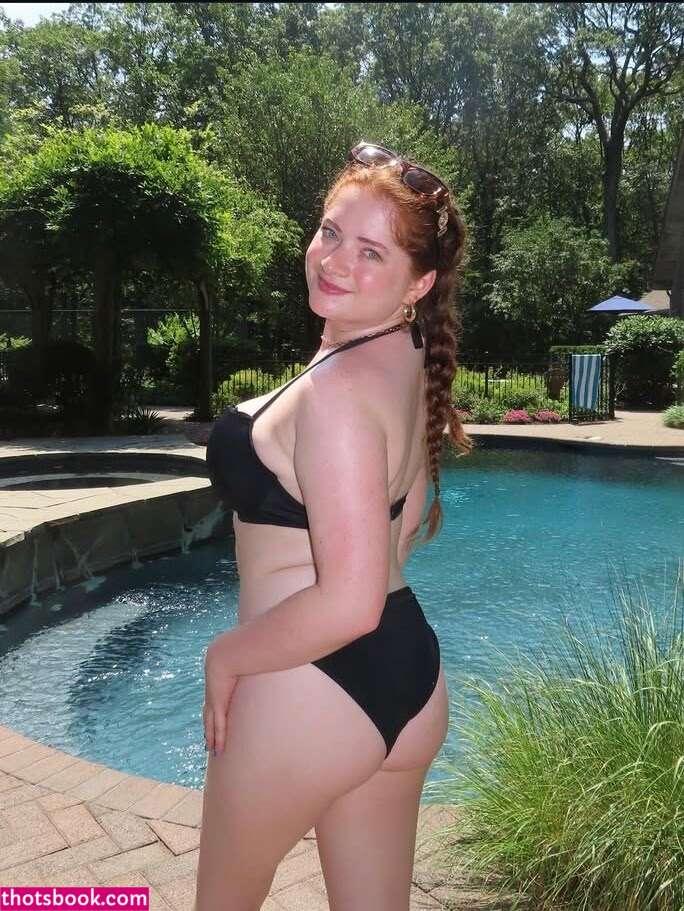 Juliet Siegel Photo #9