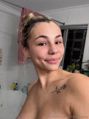 kaylablakely Photo #21