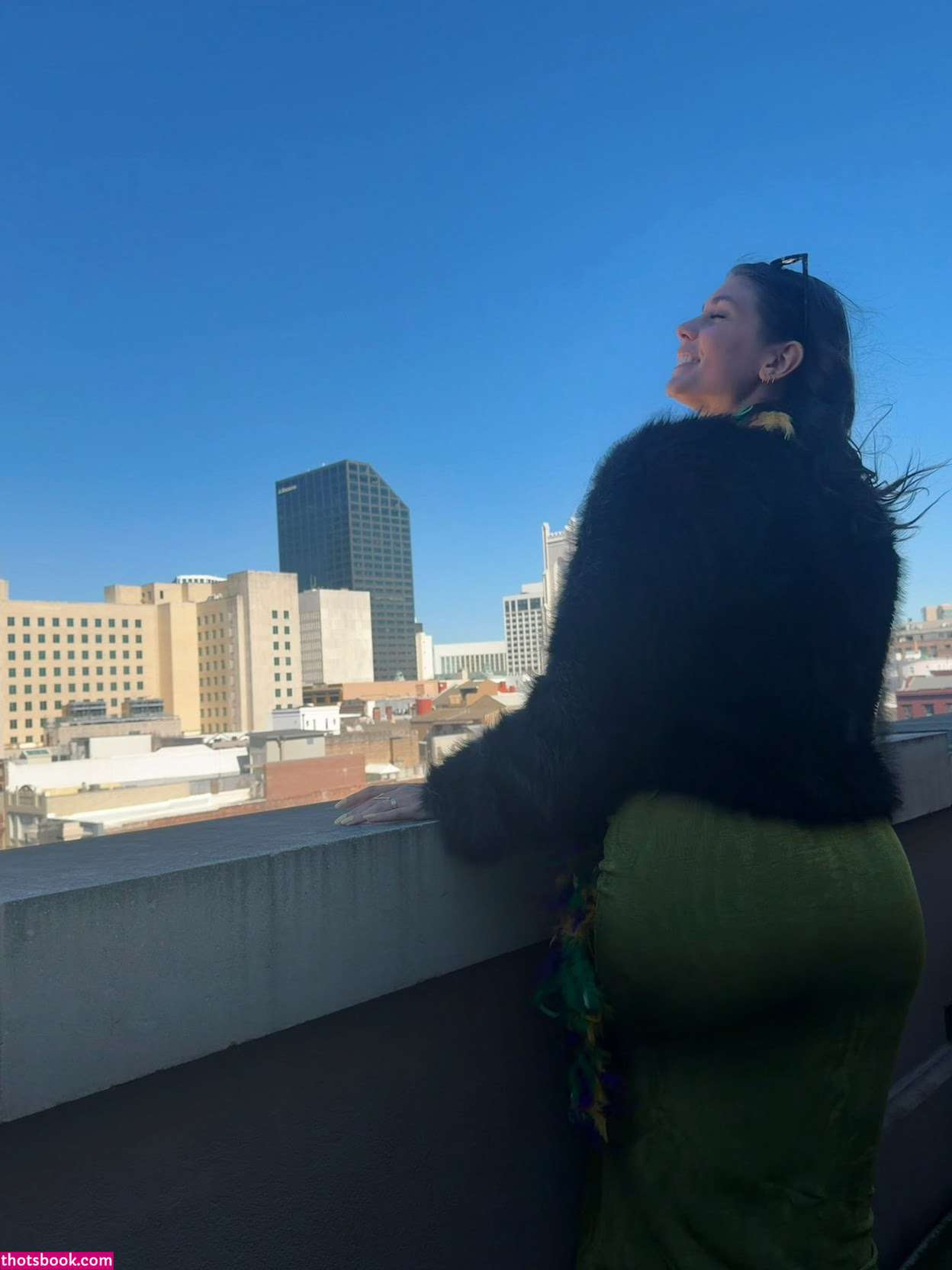 kingv0nstan Photo #1