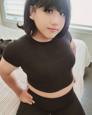 Meganmacon Photo #13