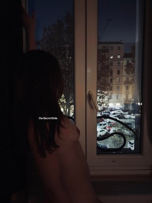 Oursecretside Photo #6