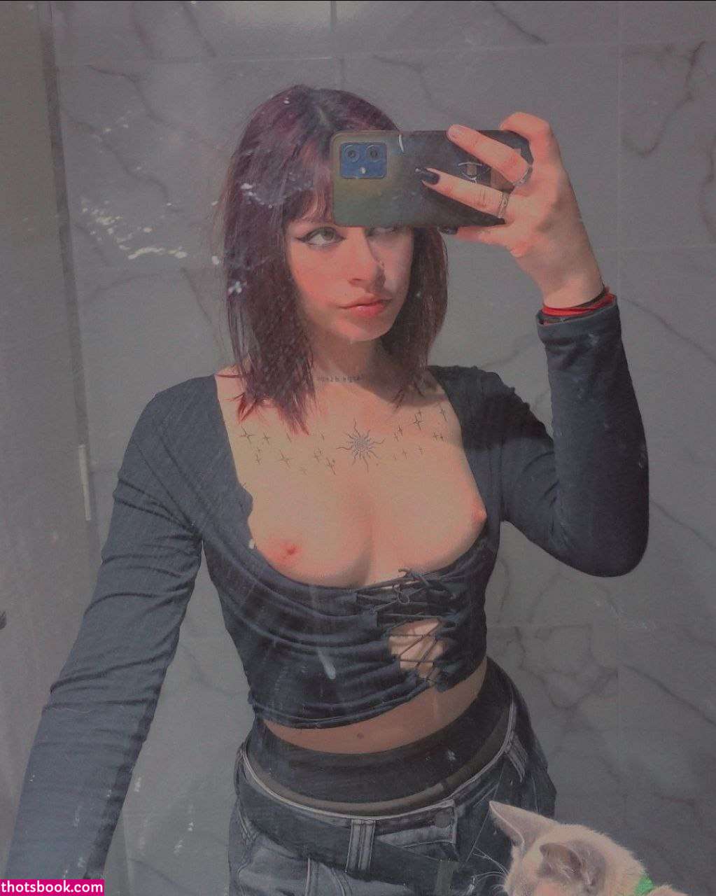 Sasha Moore Photo #8