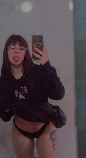 Sasha Moore Photo #27