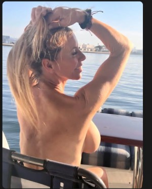 Annette Warburton Photo #11