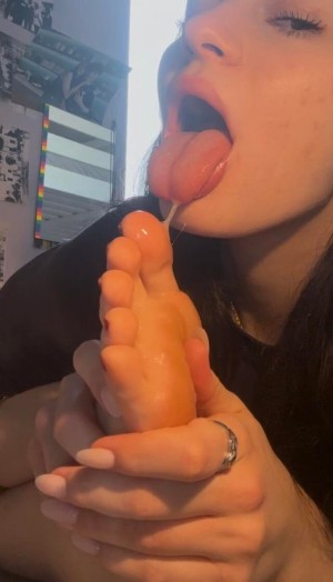 Problem4tic33 Photo #9