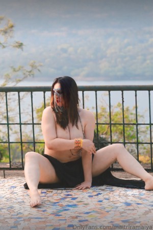 Maitri Ramaiya Photo #9