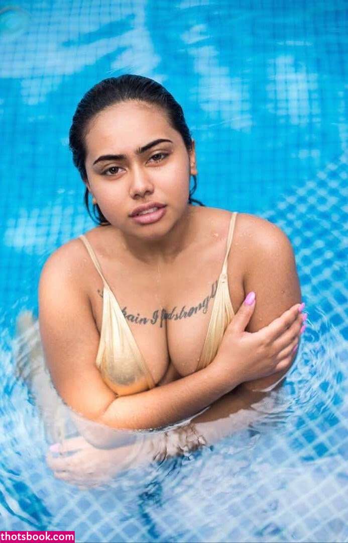 Maureenmanisha Photo #10