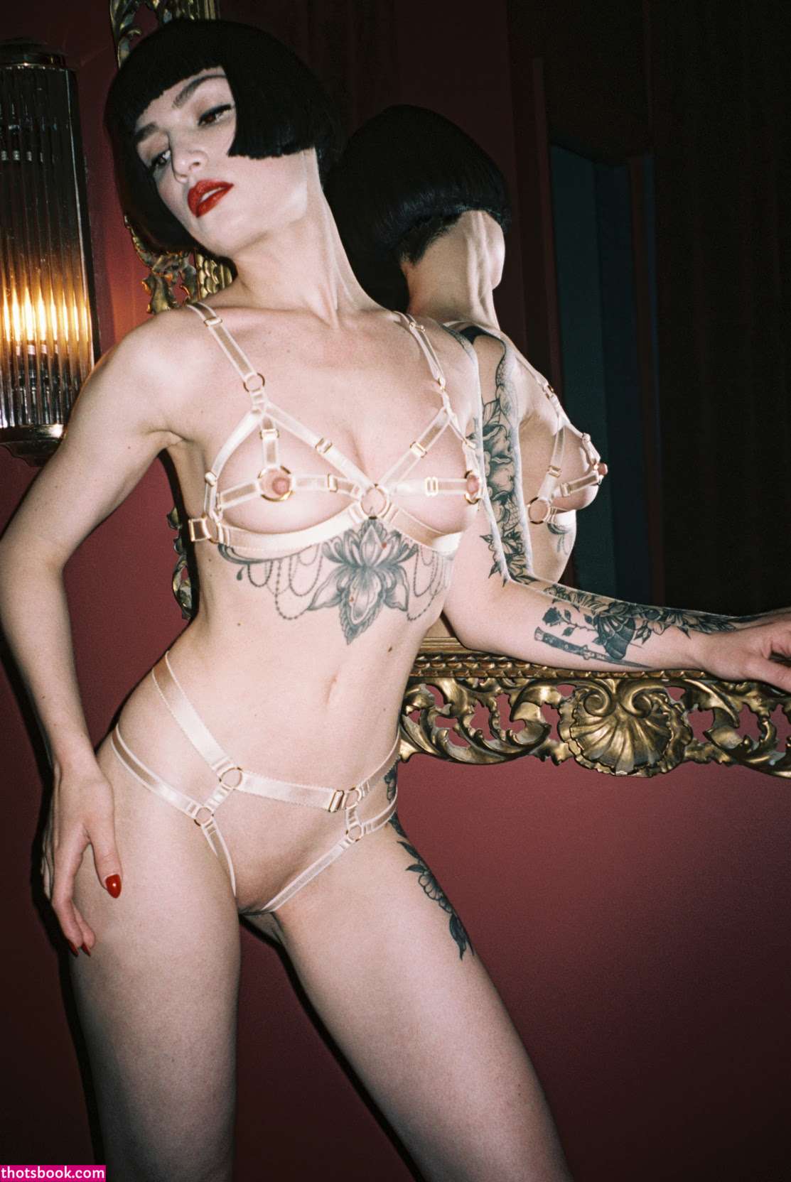 Miriam Veil Photo #18