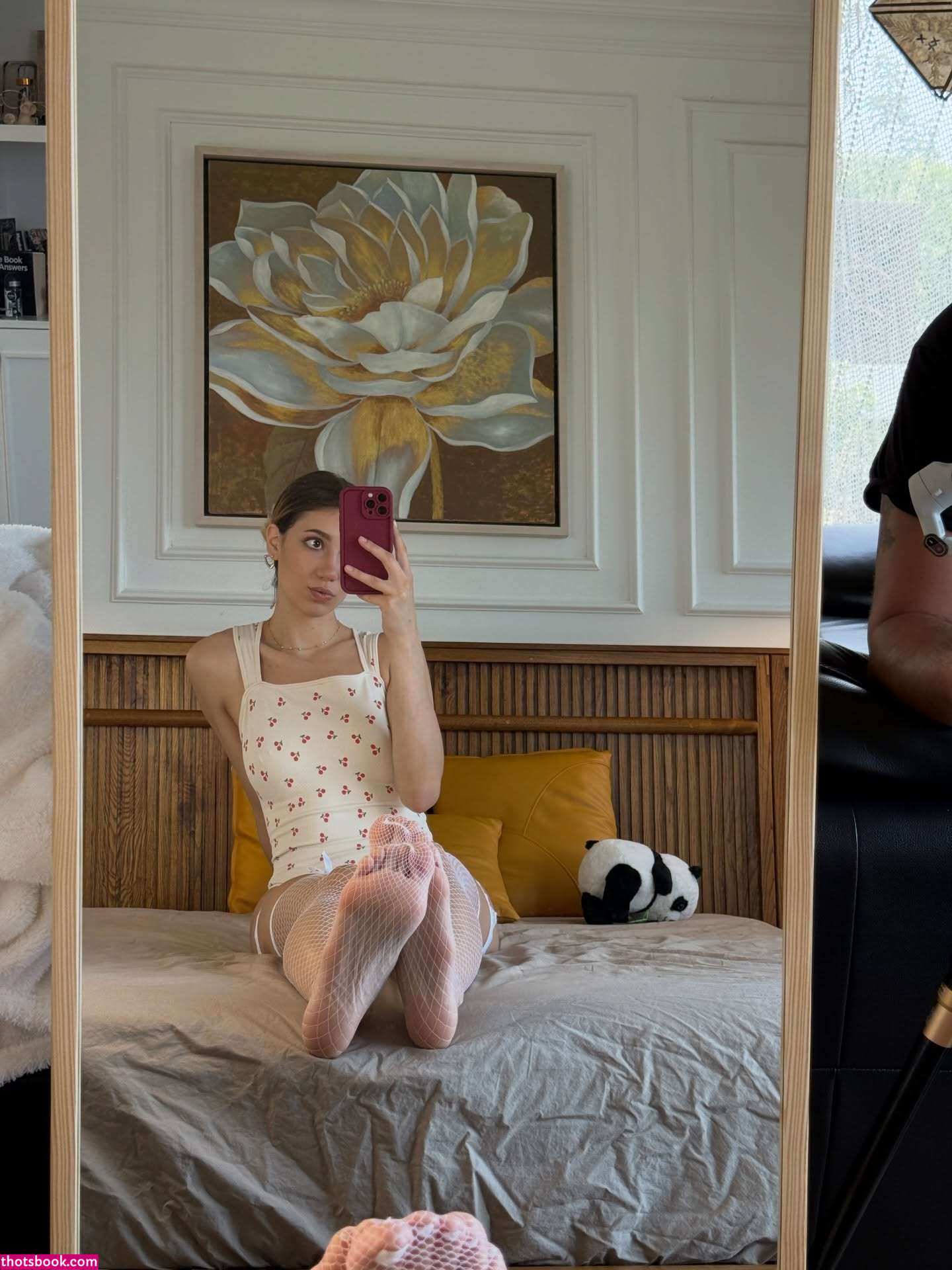 Nikol Synn Photo #32