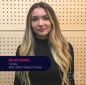 Selen Senal Photo #3